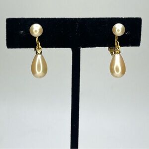 Vintage MARVELLA Gold Tone Screw-Back Earrings With Teardrop Faux Pearls
